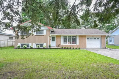 17 VERNA Drive, Tillsonburg, ON N4G 2N1