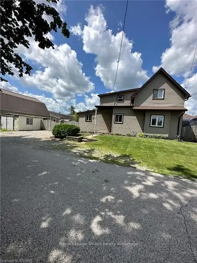 37 SANDERS Street, Tillsonburg, ON N4G 1H7