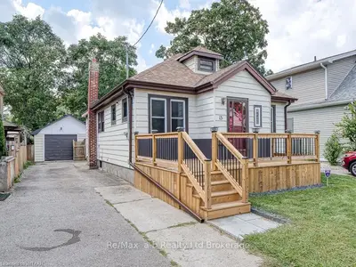 15 JOSEPHINE Street, London South, ON N5Z 3N7