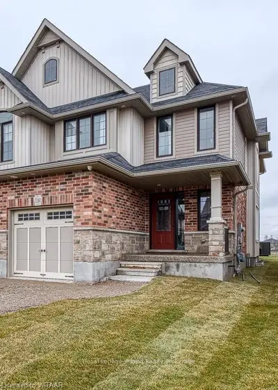 1144 CAEN Avenue, Woodstock, ON N4T 0G3