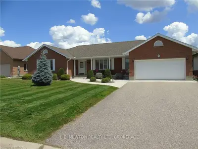 85 PARKWOOD Drive, Tillsonburg, ON N4G 5G2