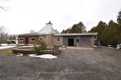 719360 HIGHWAY 6, Georgian Bluffs, ON, N0H 2K0