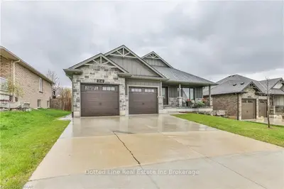 24 MORNING GLORY Drive, Tillsonburg, ON N4G 5S9