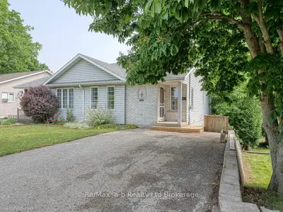 163 Bond Street, Ingersoll, ON N5C 4C2