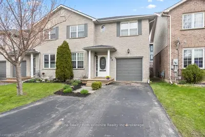 28 TULIP Drive, Tillsonburg, ON N4G 5T8
