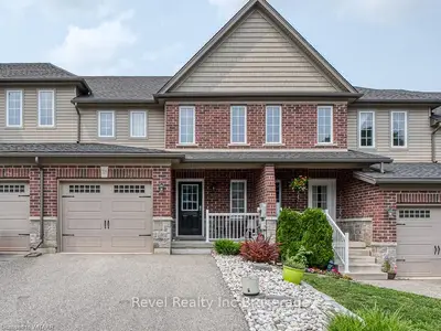 709 CRAWFORD Crescent, Woodstock, ON N4S 0C3