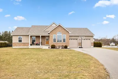 27 MILL CREEK Court, Norfolk, ON N0J 1E0