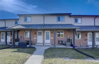 900 JAMES Street 9, Woodstock, ON N4S 1S4