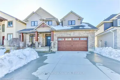 402 MASTERS Drive, Woodstock, ON N4T 0L2