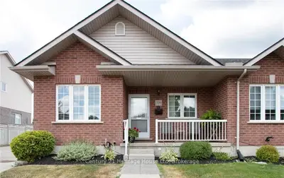709 SOUTHWOOD Way 1, Woodstock, ON N4V 1H5