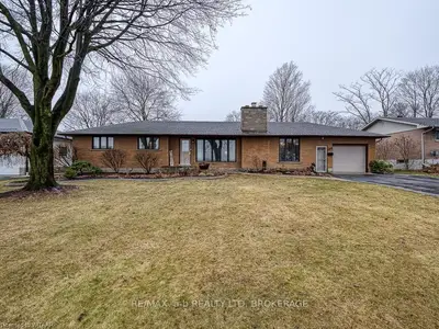 104 NORTH Street W, Tillsonburg, ON N4G 1C3