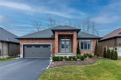 52 WILLIAM Street, Tillsonburg, ON N4G 5R9