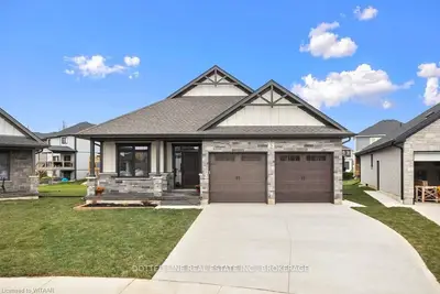 3 EVERGREEN Court, Tillsonburg, ON N4G 0K1