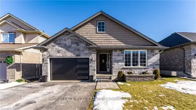 636 SOUTHWOOD Way, Woodstock, ON N4S 9A6