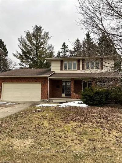 29 ALLEN Street, Tillsonburg, ON N4G 4V7