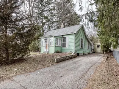 196 RUSSELL Street, Woodstock, ON N4S 2Z2