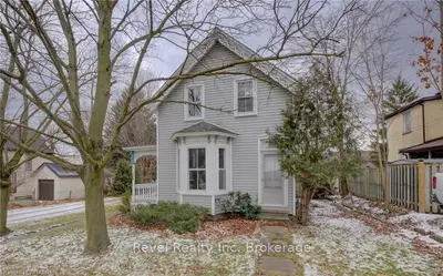 34 NORWICH Avenue, Woodstock, ON N4S 3T9
