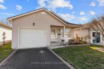 17 BALAZS Court, Tillsonburg, ON N4G 5V5