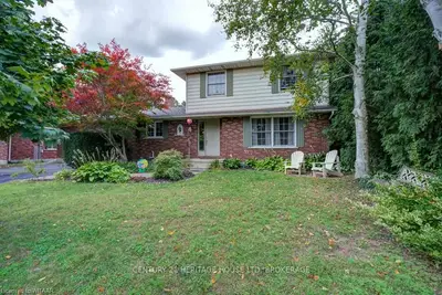 19 ADAMS Avenue, Tillsonburg, ON N4G 4X3