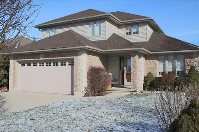 350 PARROTT Place, Woodstock, ON N4T 1T6