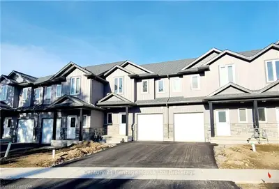 881 Edinburgh Drive, Woodstock, On N4t 0n6