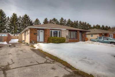 60 WITTY Avenue, Ingersoll, ON N5C 3P5