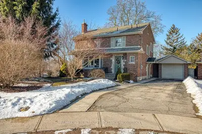 518 QUINTIN Place, Woodstock, ON N4S 5E7