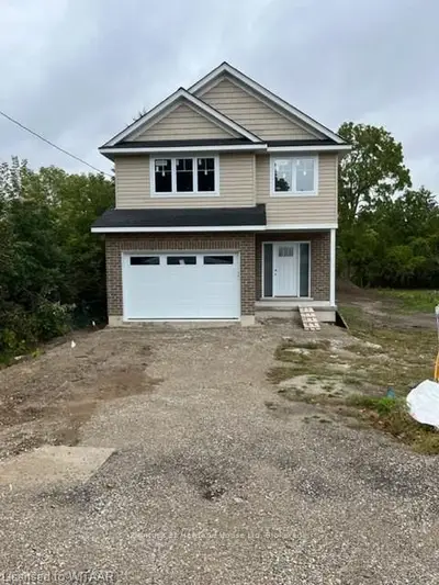 843 DUFFERIN Street, Woodstock, ON N4S 1Y9