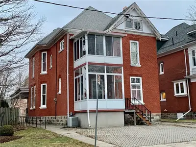 121 DUKE Street, Ingersoll, ON N5C 2W7