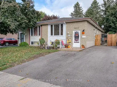 1131 Pearson Drive, Woodstock, ON N4S 8J4
