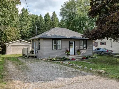 60 FREDERICK Street, Woodstock, ON N4S 7W1