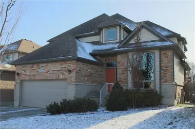 116 DUTTON Way, Woodstock, ON N4T 1V8