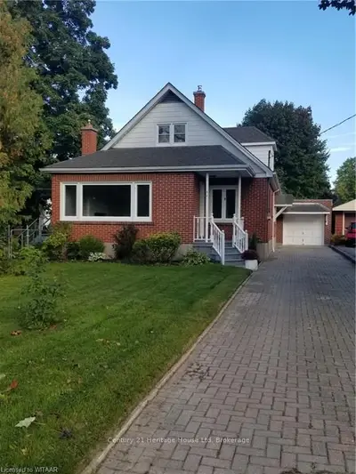 521 QUINTIN Place, Woodstock, ON N4S 5E8