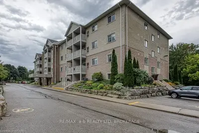 46 CANTERBURY Street 204, Ingersoll, ON N5C 1C4