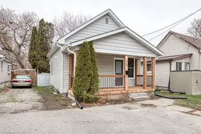 717 NELSON Street, Woodstock, ON N4S 4H9
