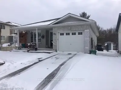 61 ROSSITER Road, Ingersoll, ON N5C 4E1