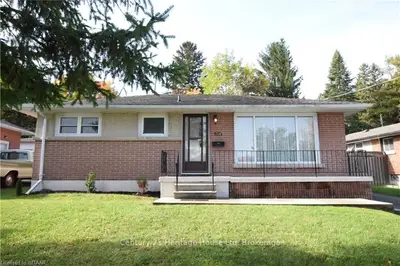 268 BERNARD Street, Woodstock, ON N4S 2V2