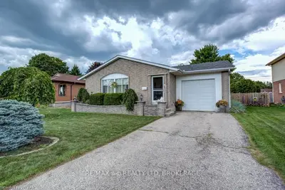 67 ALLEN Street, Tillsonburg, ON N4G 4V8