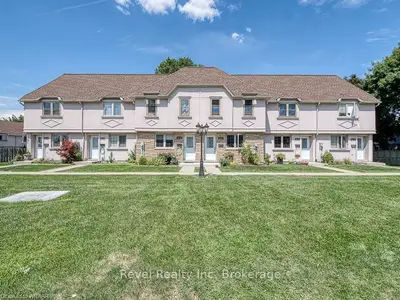 55 BLANDFORD Street 4, Woodstock, ON N4S 7V7