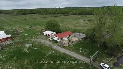 277 BENNET Road, Markstay-Warren, ON P0H 2N0