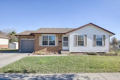 436 OJIBWAY Street, Woodstock, ON N4T 1C4
