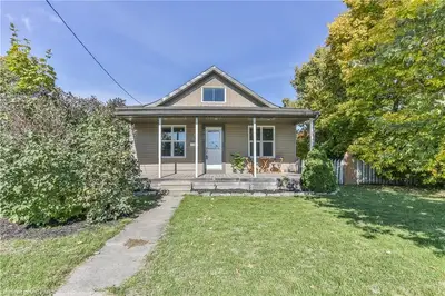 17 CATHERINE Street, Ingersoll, ON N5C 1L2