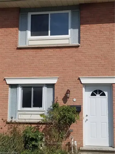 133 BAY Street 13, Woodstock, ON N4S 8H7