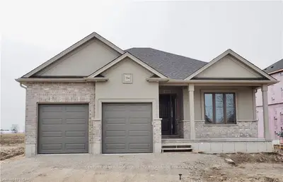 394 MASTERS Drive, Woodstock, ON N4T 0J1
