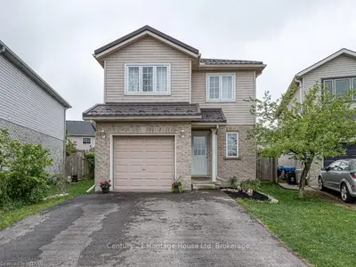 745 SOUTHWOOD Way, Woodstock, ON N4V 1G5