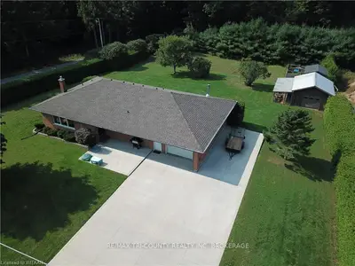2069 MAIN Street, Norfolk, ON N0E 1X0