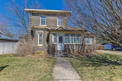36 BEALE Street, Woodstock, ON N4S 6W9