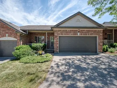 509 NOVA SCOTIA Court 8, Woodstock, ON N4S 8Z3