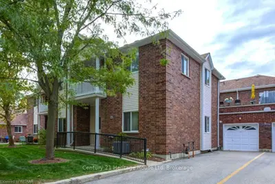 250 ANN Street 15, Ingersoll, ON N5C 4C3