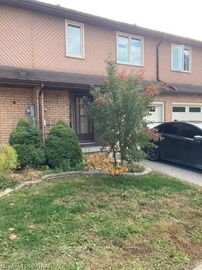 49 HIAWATHA Road 15, Woodstock, ON N4T 1H8